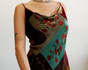Vestido vintage de los 90 de terciopelo con estampado mixto y corte al bies, con cuello drapeado / Talla pequeña