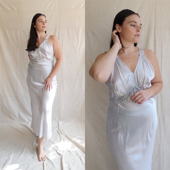 Vintage 40s Silver Satin Barbizon Bias Cut Slip Dr