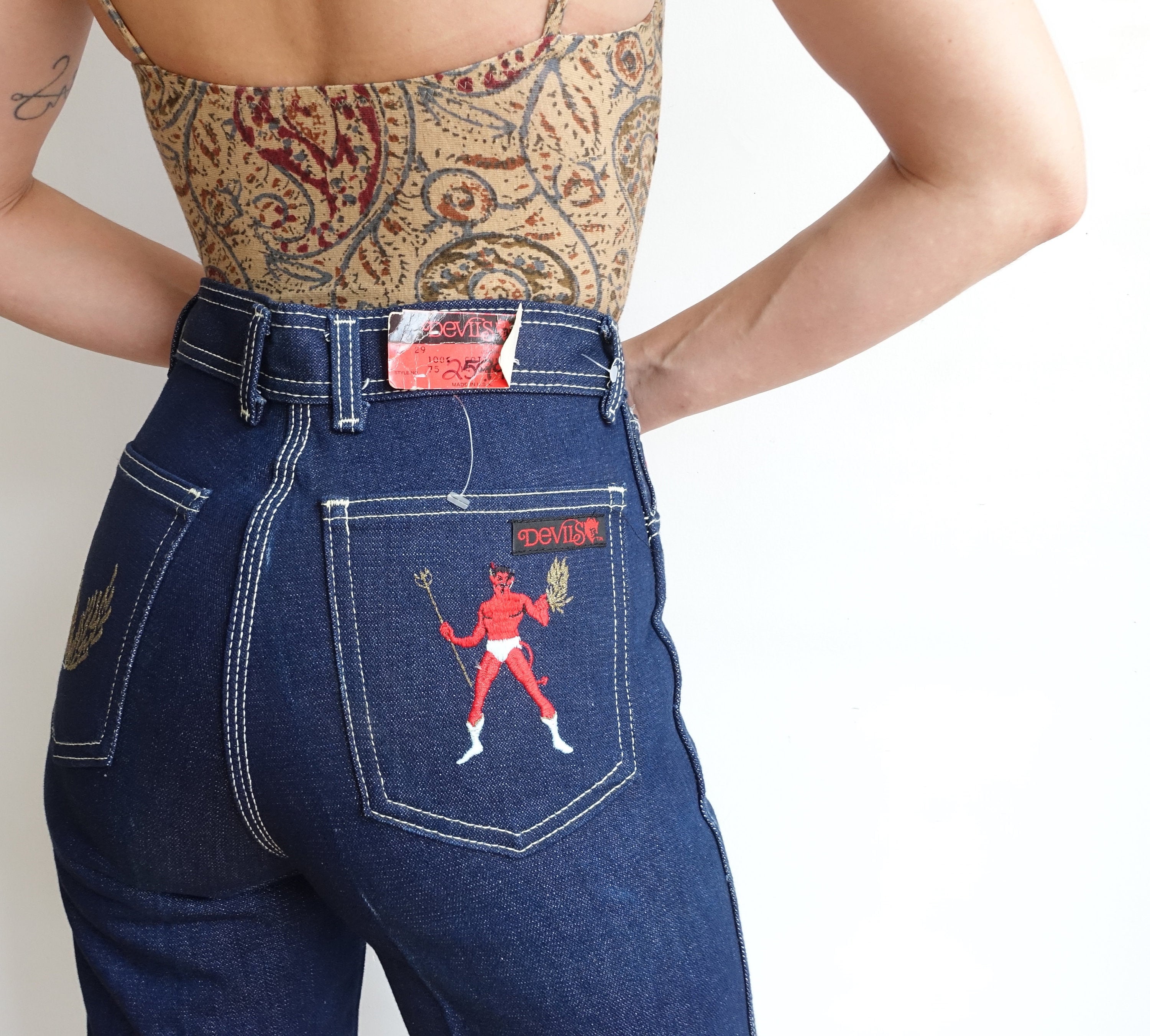 Vintage 80s DEVIL Embroidered Dark Wash Denim with White Contrast Stitching 1980s Deadstock High Waisted Straight Leg Embroidered Jeans XS