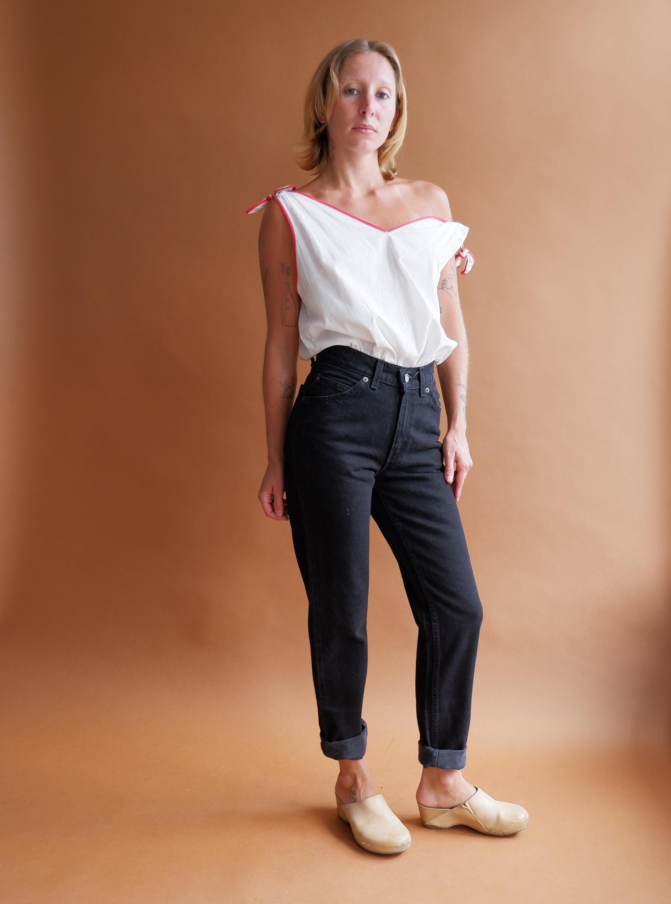 Vintage 80s 912 Black Orange Tab Levis Denim/ 1980s High Waisted Tapered Leg Jeans/ Size 25