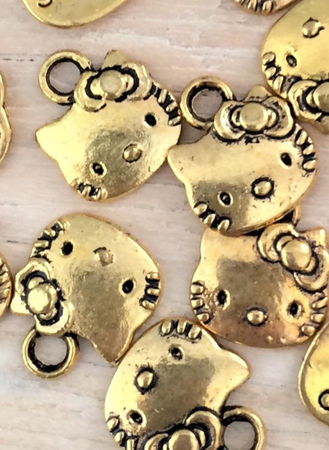 稀少 激レア SANRIO Charmmy Kittyアクセサリーチャーム
