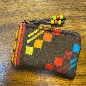 Porta-moedas de lã/porta-cartão-presente/bolsa com zíper marrom geométrico artesanal pendleton tecido de moinho de lã