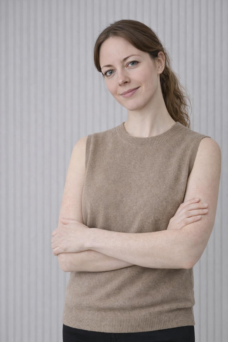 Merino Wool Knit Vest Top: Sleeveless Crewneck Knitwear image 3