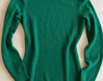 100% Merino Wool Sweater Women, Soft Wool Pullover, Crew Neck Knit Top, Lightweight Layering Sweater, Natural Fiber Clothing