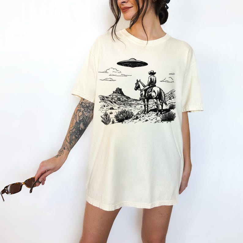 Pomeranian Pom Cowboy Ink Space UFO T-Shirt