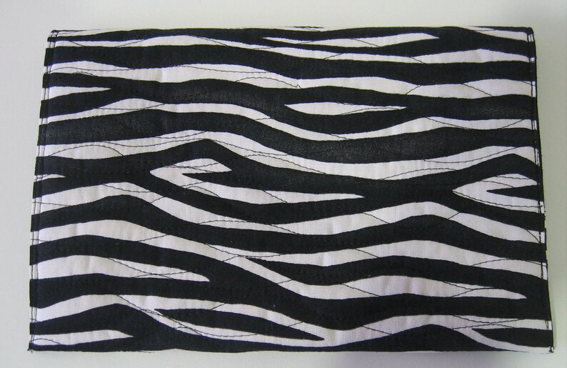 Clutch for Kindle Wild Thing Black and white image 3