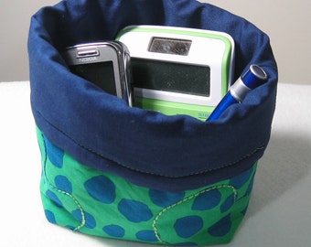 Mini bag -- Kaffe Fassett blue dots on green