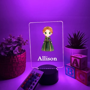Princess Night Light Up LED-Tischlampe Energiespar-Prinzessin Girls Kids Home Room Decor Personalisierte KOSTENLOS gravierte 16 Farben und Fernbedienung
