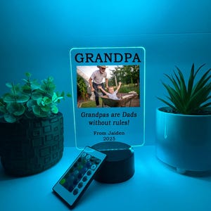 Lampe sur pied LED personnalisée avec photo, photo personnalisée par grand-père, message personnalisé gravé par grand-père, cadeau de fête des pères parfait !