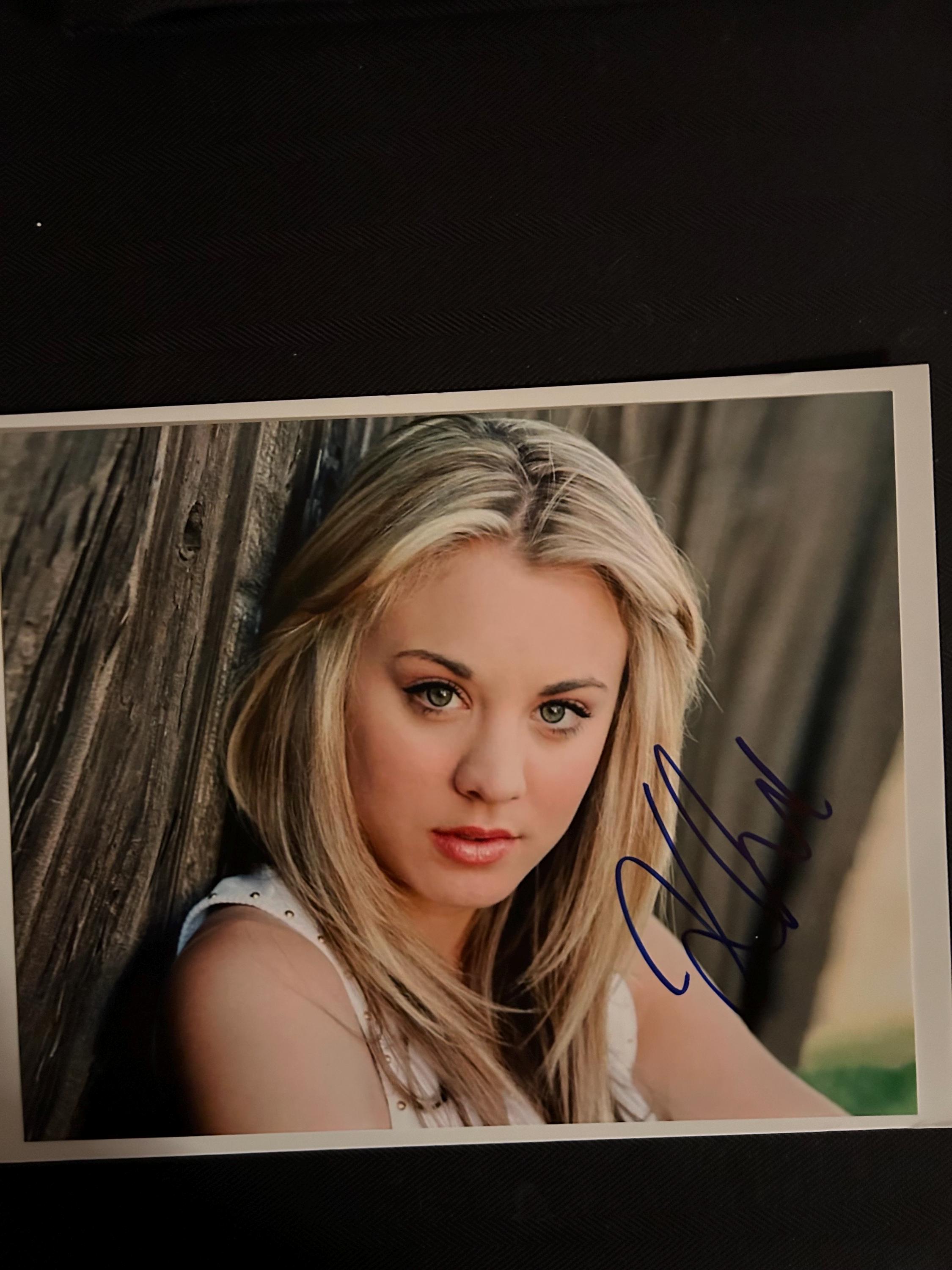 Kaley cuoco photos - Etsy 日本