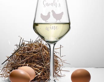 Engraved Chicken Wine Glass, Personalised Glass for Chicken Wine Lovers, Funny Gift for Wine Enthusiasts, Best Friend Gift, Gift For Her