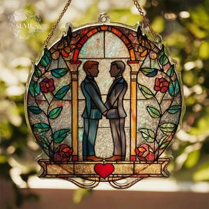Benutzerdefinierter Sonnenfänger für Schwule - Hochzeit für LGBTQ+ Paar - Geschenk zum Jahrestag oder Valentinstag - Pride Home Wanddekoration