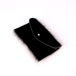 Cartera de piel negra - Cartera de pelo negro sobre piel - Cartera de mano de pelo de poni negro - Cartera de viaje de pelo de becerro negro
