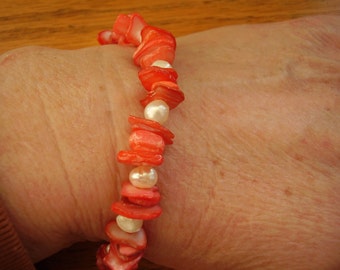 Coral And Pearl Elastic Bracelet