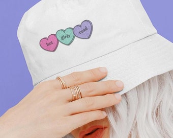 Gorro de pescador para chicas calientes que leen / Gorro de lectura para mujeres / Camiseta para maestras de lectura / Regalo para amantes de los libros / Gusanos de los libros / Gorro de chica caliente, día de San Valentín