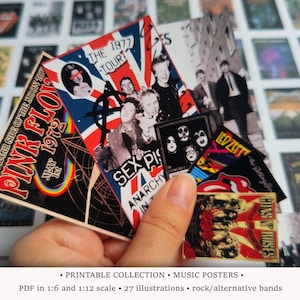 Op de afbeelding: Een verzameling miniatuur rockbandposters, waaronder Pink Floyd, Sex Pistols en Guns N' Roses. De posters tonen levendige kleuren en iconische beelden, met tekst zoals "The Dark Side of the Moon Tour 1972".