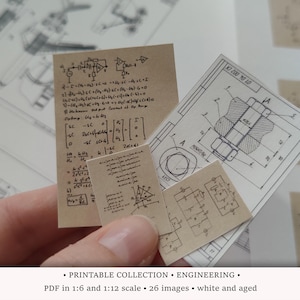 Może przedstawiać: Kolekcja miniaturowych planów inżynieryjnych i równań matematycznych na postarzanym papierze. Obraz zawiera szczegółowe schematy elementów mechanicznych i ręcznie pisane wzory, z tekstem "PRINTABLE COLLECTION • ENGINEERING".