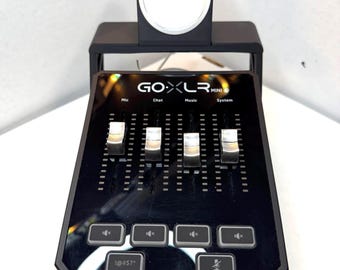 GoXLR Mini Mount – MagSafe Phone Charger, VESA or Desk Stand