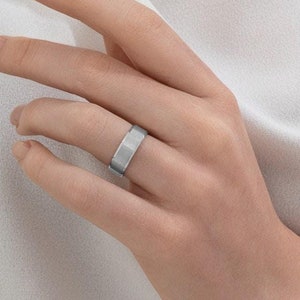950 Platinum 6mm Beveled Edge Wedding Band Ring , Womens Platinum Wedding Ring, Promise ring for her, Simple Platinum Band