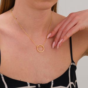 Gold Circle Necklace, Elegant Ring Necklace, Big Circle Pendant, Minimalist Necklace, Everyday Necklace, Necklace for Women, Gift for Her