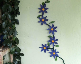 FLOWER VINE ART Climbing Trailing Purple Flowers Clematis Kitchen Wall Art Indoor Outdoor Recycled Metal 22 x 42