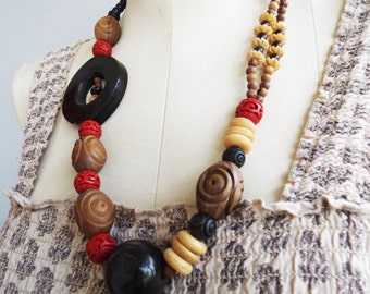 World Vibe Boho Necklace Horn and Wood Beads