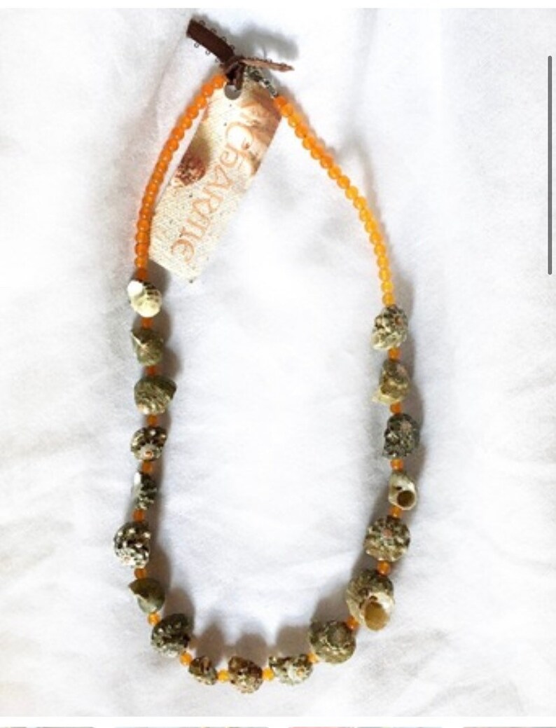 Beachy Natural Shell Necklace with Orange Jade Beads image 8