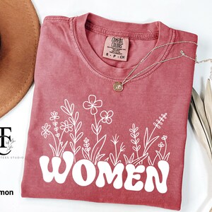 Comfort Colors® Floral 8 March Women&#39;s Day Shirt, Womens Day Gift, Floral Womens Shirt, Girl Power Feminist International Womens Day T-Shirt