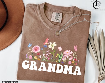 Comfort Colors® Floral Grandma Shirt, Mother's Day Grandma Gift, Grandma Wildflower T-Shirt, Grandma Floral Shirts, Grandma Flower Tee Shirt