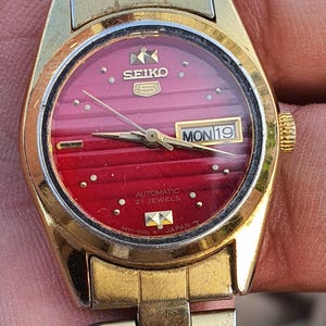 0*6様 32209 SANDOZ 赤秒針　手巻き　サンドス　ヴィンテージ il_300x300.6740313510_210z.jpg