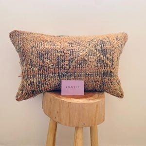 Kilim pillow cover, Moroccan pillow, bench cushion, contemporary pillow, aztec pillow, eco friendly, interior pillow, berber pillow,