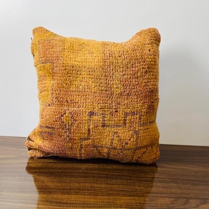Moroccan Wool Pillow – Berber Decorative Throw  – wool cushion – Boho Ethnic Cushion – 19x18 inch