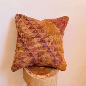 Kilim pillow cover, Moroccan pillow, bench cushion, contemporary pillow, aztec pillow, eco friendly, interior pillow, berber pillow,