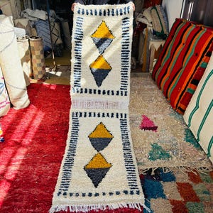 Vintage Moroccan Runner rug - Hallway Runner rug Moroccan - Berber Runner rug - Vintage Morocco Runner