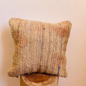 Moroccan kilim Wool Pillow – Vintage Berber Kilim Cushion Cover – Authentic Handcrafted Wool Pillow – 19.29 x 18.50 inches