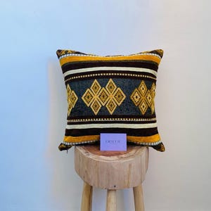 Moroccan  tribal Pillow Cover,  Rug Throw Pillow, Bohemian Cushion Cover, Moroccan Ethnic Pillow, Cozy vintage Pillow Cover,Any Size Color