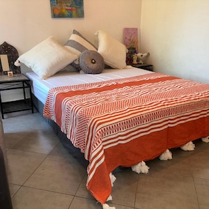 Moroccan orange Blanket,Moroccan Throw Blanket, berber Pom Poms, Boho Blanket,Bed Cover,beige blanket,Moroccan Pompom Blanket color