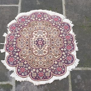 Einzigartiger dekorativer Kleiner Ovaler Teppich 59 cm Handgewebter Ornamentteppich Boho Home Decor