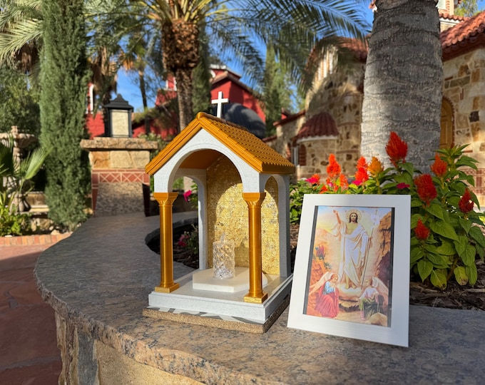 Small Gold Leaf Chapel –  Real Gold Leaf