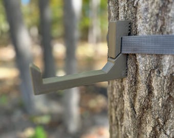 Gear Strap Bow Hanger