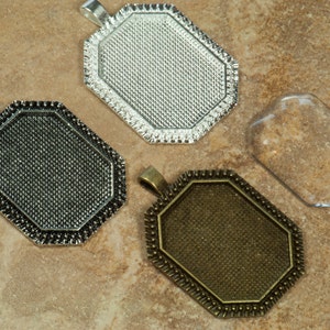 15 pcs Octagon 22 x 30mm Pendant Trays with 15 Glass Cabochons In Antique Silver, Antique Bronze or Silver, Blank Bezel Cabochon Setting