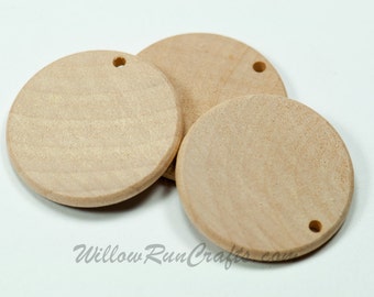 25 Pack 1 1/2 inch Wood Circle Disc with 1 Hole Drilled (23-20-171)
