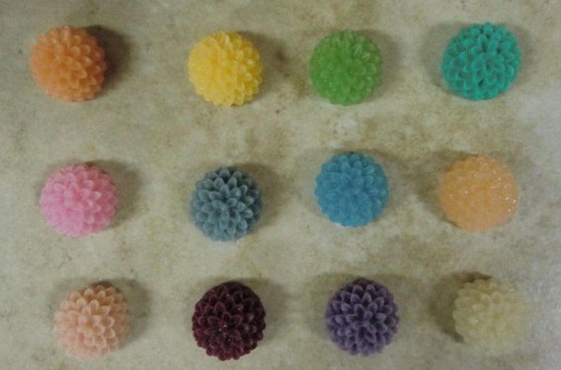 20 Flower Resin Cabochons, 15mm Resin Flowers add to your pendants, rings blanks, earring blanks and more image 3