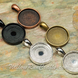 20 pcs 16mm Circle Pendant Trays in Silver, Black, Antique Silver, Ant Bronze and Ant Copper. Blank Bezel Cabochon Setting