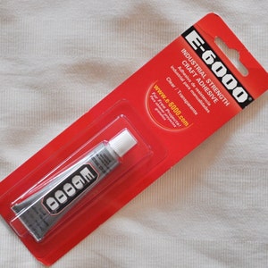 1 Tube of E6000 Craft Adhesive .5 oz tube (01-01-118)