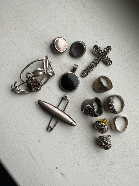 Large lot of vintage sterling silver pins ring ea… - image 1