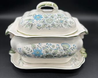 Vintage MCM Nasco Stoneware Soup Tureen from Japan | Midcentury Blue and Green Floral Pattern Serving Bowl with Lid and Platter