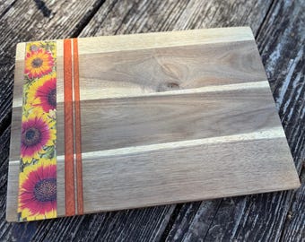 Reversible Acacia Wood Cutting & Serving Board with Hand-Poured Resin Sunflower Inlay