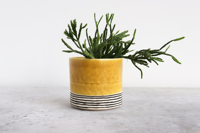 Pinched Planter with Stripes Daybreak Ready to Ship image 2