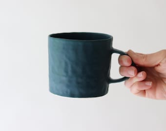 Everyday Pinched Mug - Deep Ocean